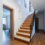 Gretl By We Rent Chalet